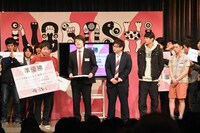 準優勝の創価大学落語研究会「赤組」。
