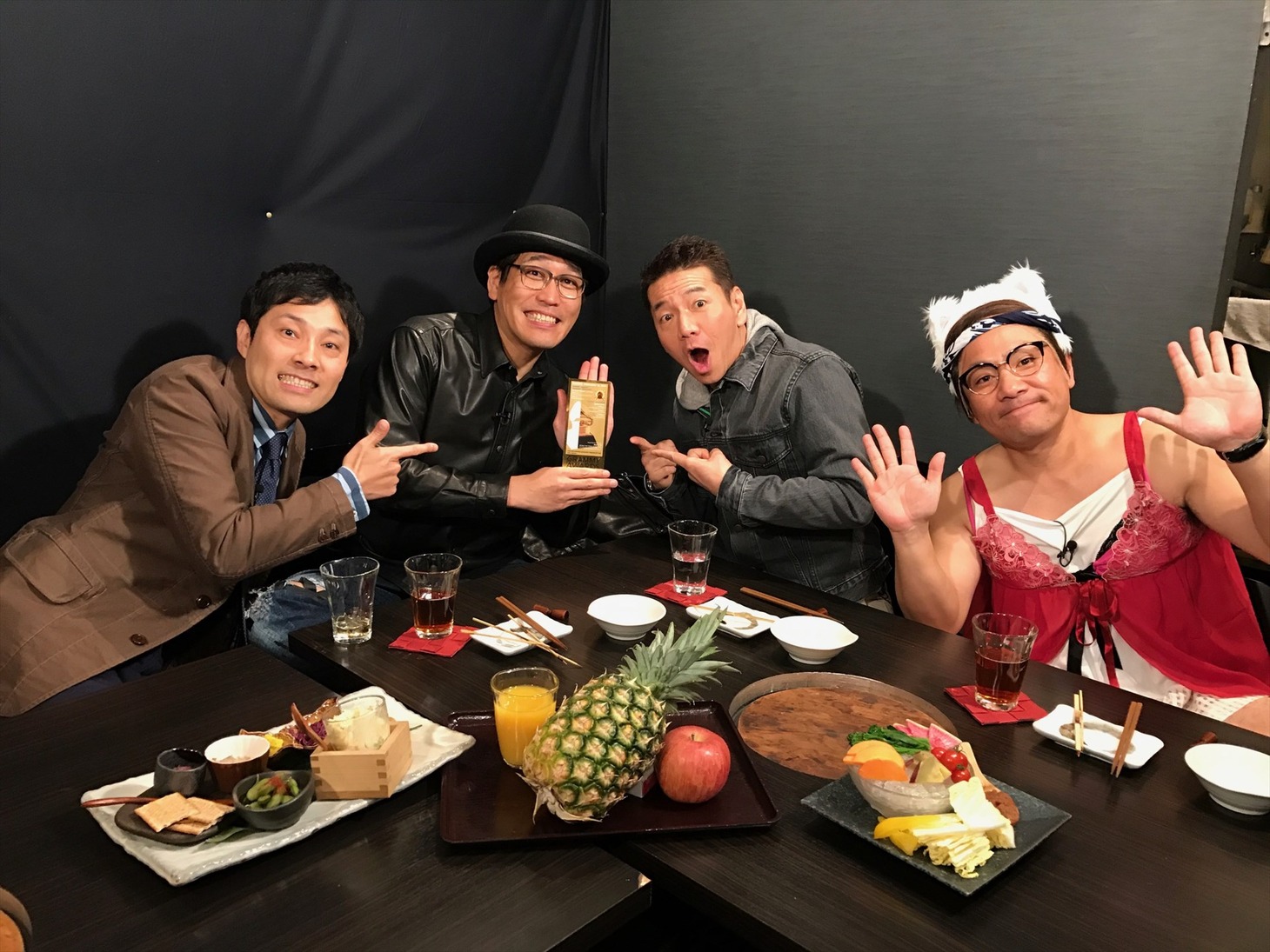 「上田ちゃんネル」の出演者たち。(c)テレビ朝日