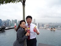 シンガポールとマレーシアを訪れる、（左から）田中美奈子と杉村太蔵。(c)CTV