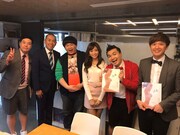 台湾を訪れるタカアンドトシ（左端）。(c)CTV