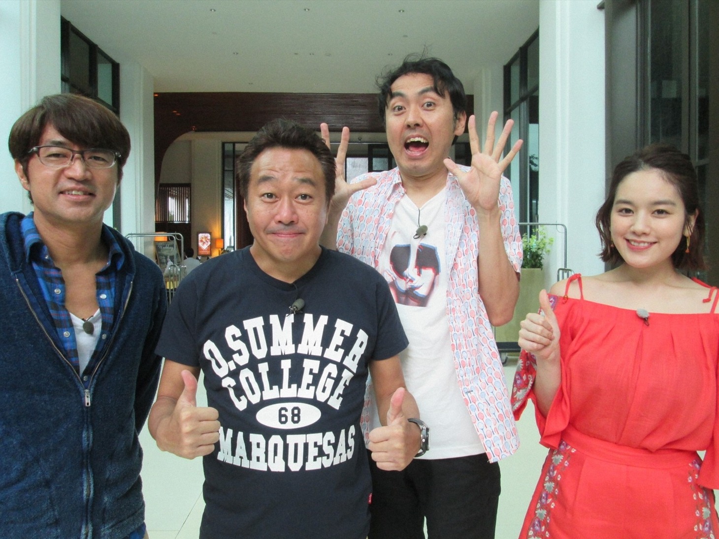 「7つの海を楽しもう！世界さまぁ～リゾート」に出演する（左から）さまぁ～ず、アンガールズ田中、筧美和子。(c)TBS