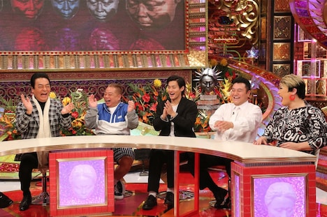 「有吉弘行のダレトク!?」のゲストたち。(c)関西テレビ