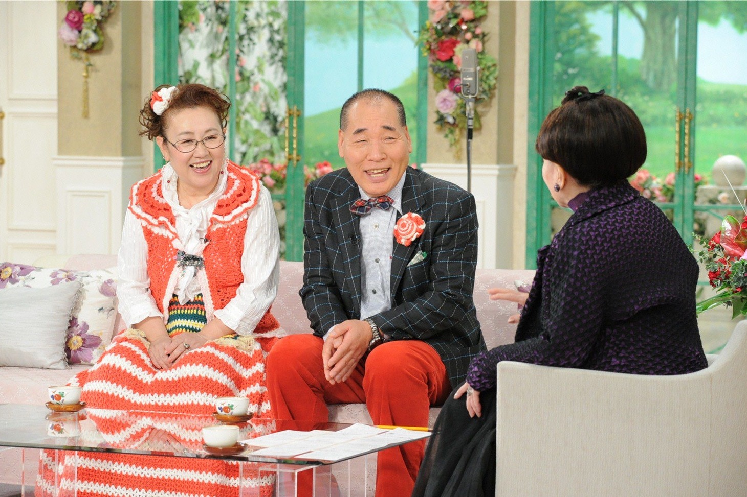 （左から）宮川大助・花子、黒柳徹子。(c)テレビ朝日