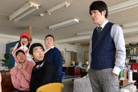 「増山超能力師事務所」のワンシーン。(c)読売テレビ