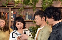 「やすとも＆かまいたちのコレ見な人生半分損してる!?」のワンシーン。(c)読売テレビ