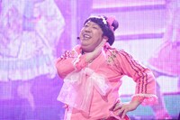 バナナマン日村 (c)テレビ東京