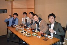 左から博多大吉、スーパーマラドーナ、和牛。