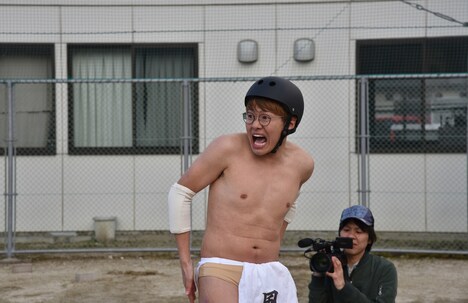 「風紀のお笑い風紀委員会」のワンシーン。(c)読売テレビ