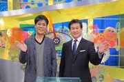左からネプチューン名倉、辛坊治郎。(c)読売テレビ