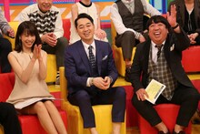 バナナマンと加藤綾子（左）。(c)関西テレビ