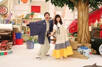 「ポンキッキーズ」出演者の（左から）春風亭昇々、藤原さくら。(c)2017FUJITV KIDS