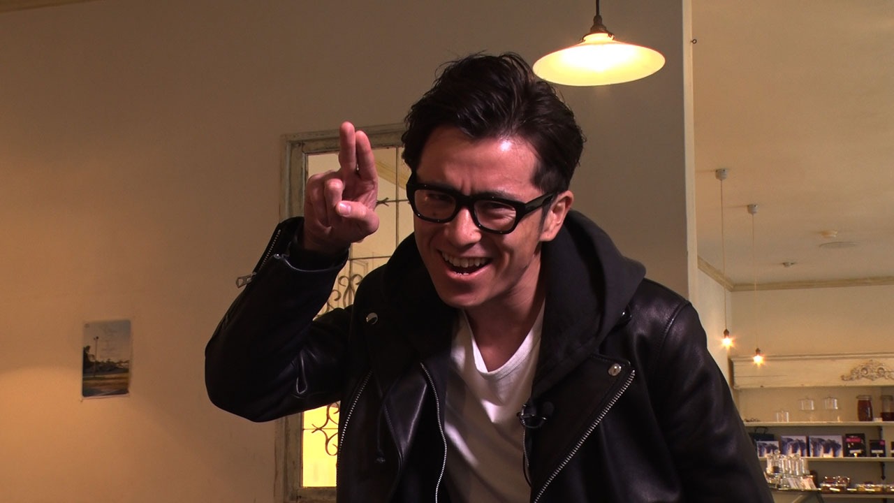 ゲストのオリエンタルラジオ藤森。(c)広島ホームテレビ