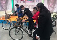 「ザキとロバ」のワンシーン。(c)メ～テレ