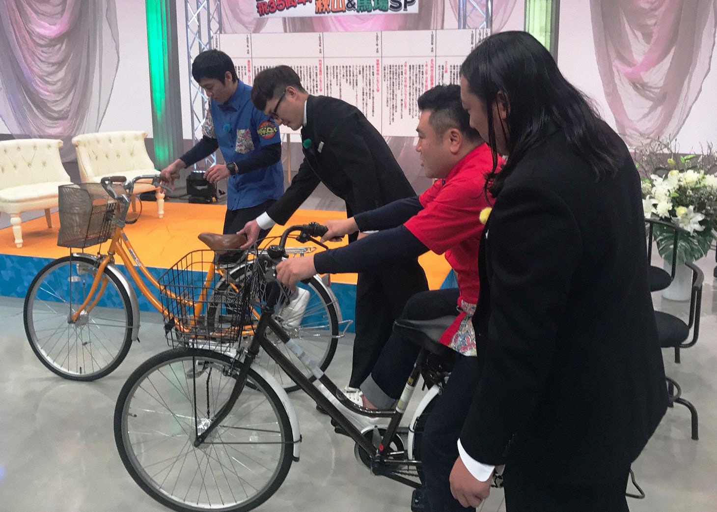 「ザキとロバ」のワンシーン。(c)メ～テレ