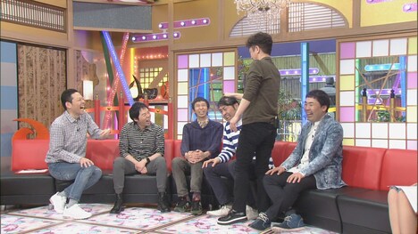 スタジオトークのワンシーン。(c)CBC