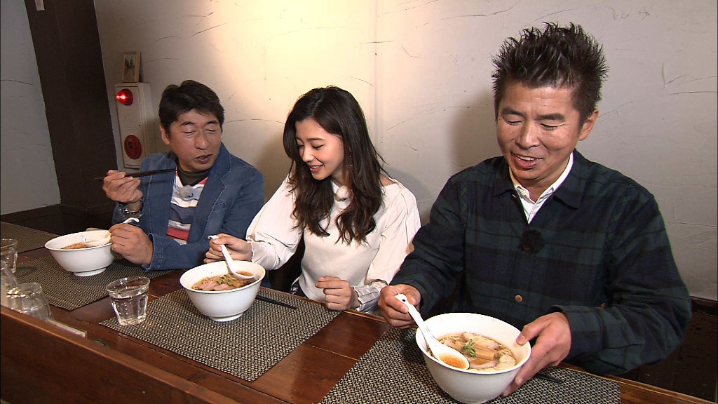 左からダチョウ倶楽部・寺門ジモン、朝比奈彩、勝俣州和。(c)TBS