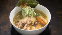 「鷹流」のラーメン。(c)TBS