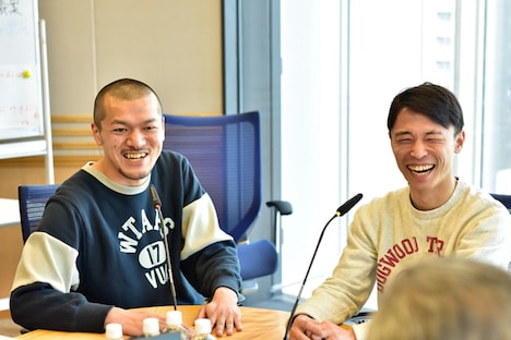 「大竹まこと ゴールデンラジオ!」に出演するカミナリ。