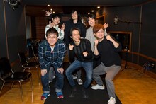 （手前左から）なすなかにし中西、小野賢章、なすなかにし那須。（後列左から）うしろシティ金子、新海岳人、うしろシティ阿諏訪。