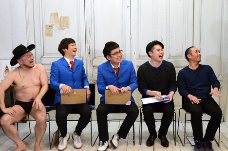 千原ジュニアをプロデュースする（左から）ハリウッドザコシショウ、銀シャリ、平成ノブシコブシ吉村、千鳥・大悟。