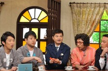 左からNON STYLE、月亭方正、すっちー、たむらけんじ。(c)読売テレビ