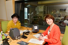 ロンドンブーツ1号2号・田村淳と篠田恵里香。