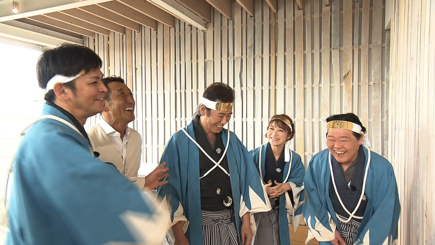 「やりすぎ取り締まり！800km旅 必殺！上島新撰組2」のワンシーン。(c)FBS