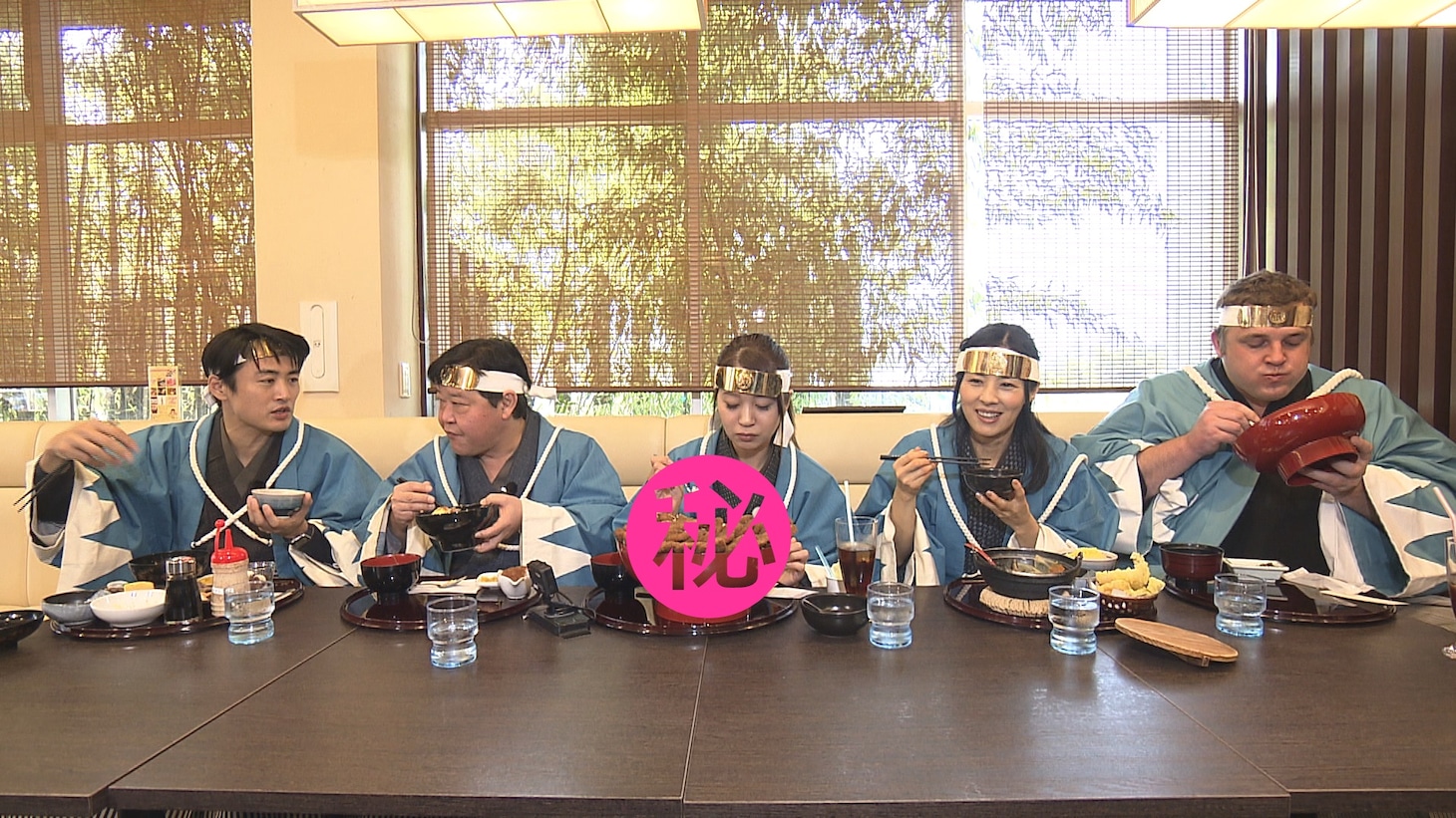 「やりすぎ取り締まり！800km旅 必殺！上島新撰組2」のワンシーン。(c)FBS