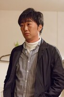 「土曜ドラマ『4号警備』」第2話に登場するスピードワゴン小沢。(c)NHK