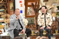 （左から）笑福亭鶴瓶と春風亭昇太。(c)TBS