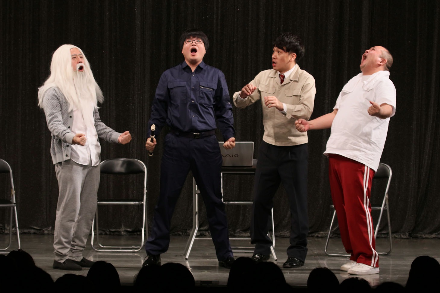 左からピース又吉、ライス関町、サルゴリラ児玉、サルゴリラ赤羽。