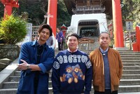 （左から）速水もこみち、タカアンドトシ。(c)テレビ朝日