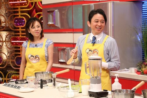 (左から)高橋真麻、有吉弘行。(c)関西テレビ