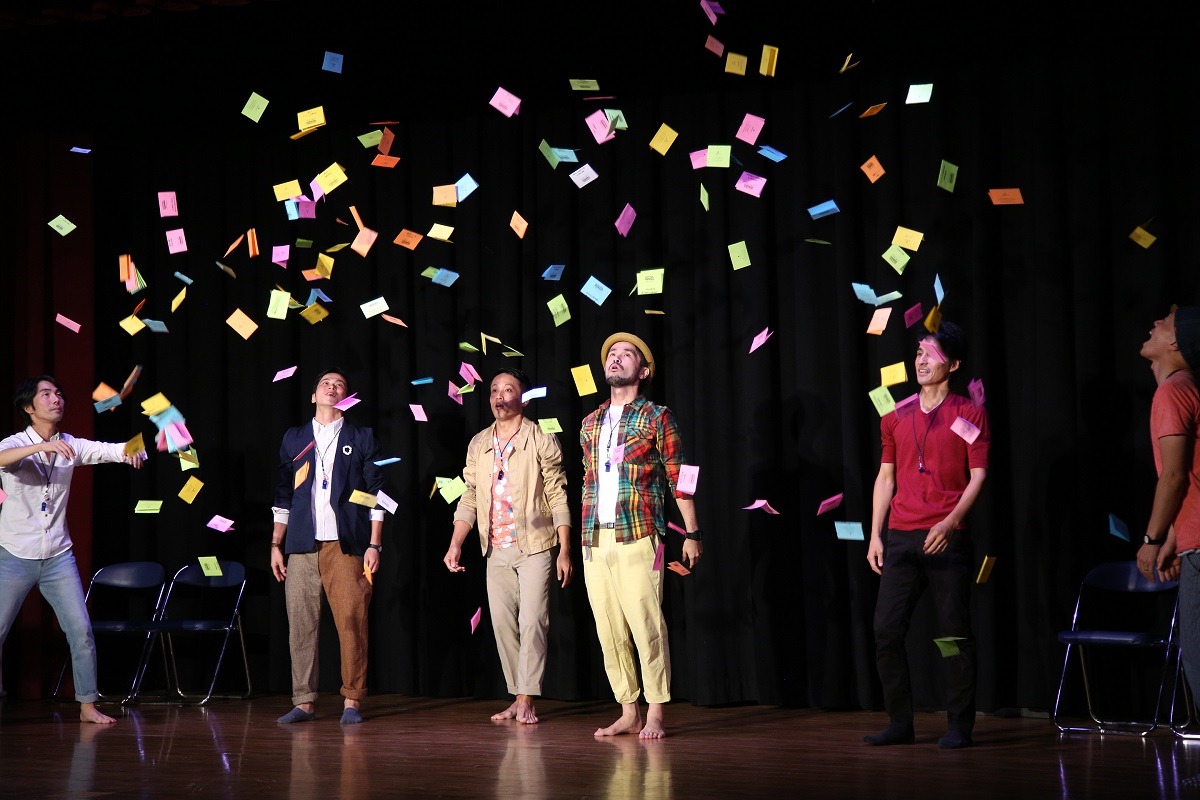 「ロクディム第10回東京単独ライブ『、（てん）』」の様子。