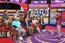 「メッセンジャーの○○は大丈夫なのか？」のワンシーン。(c)MBS