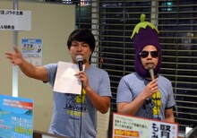 ジュンク堂書店那覇店でイベントを開催した天竺鼠。