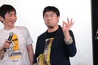 羽田圭介のモノマネ姿でトランプ大統領ネタを披露するレイザーラモンRG。