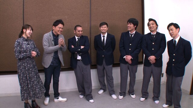 オープニングの様子。