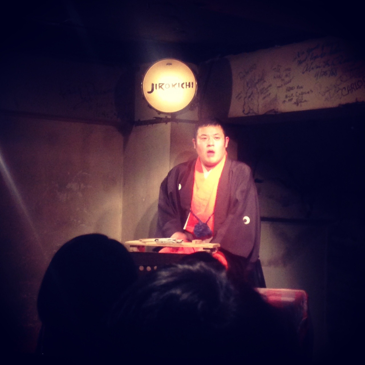 月亭太遊の独演会のワンシーン。