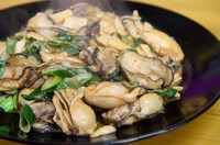 牡蠣を使った料理。(c)日本テレビ