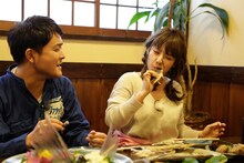 「千鳥が行く！ルート931の旅。in八丈島・くさや」撮影中の様子。