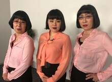 ブルゾンちえみ（中央）と同じメイクを施された阿佐ヶ谷姉妹（両端）。(c)日本テレビ