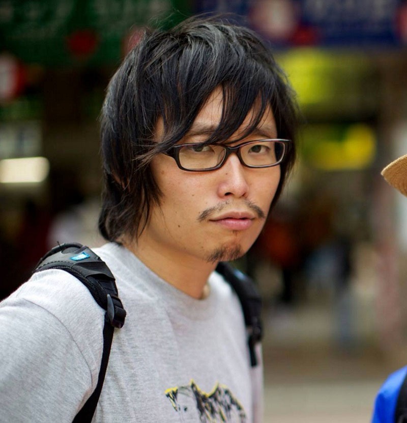 新海岳人