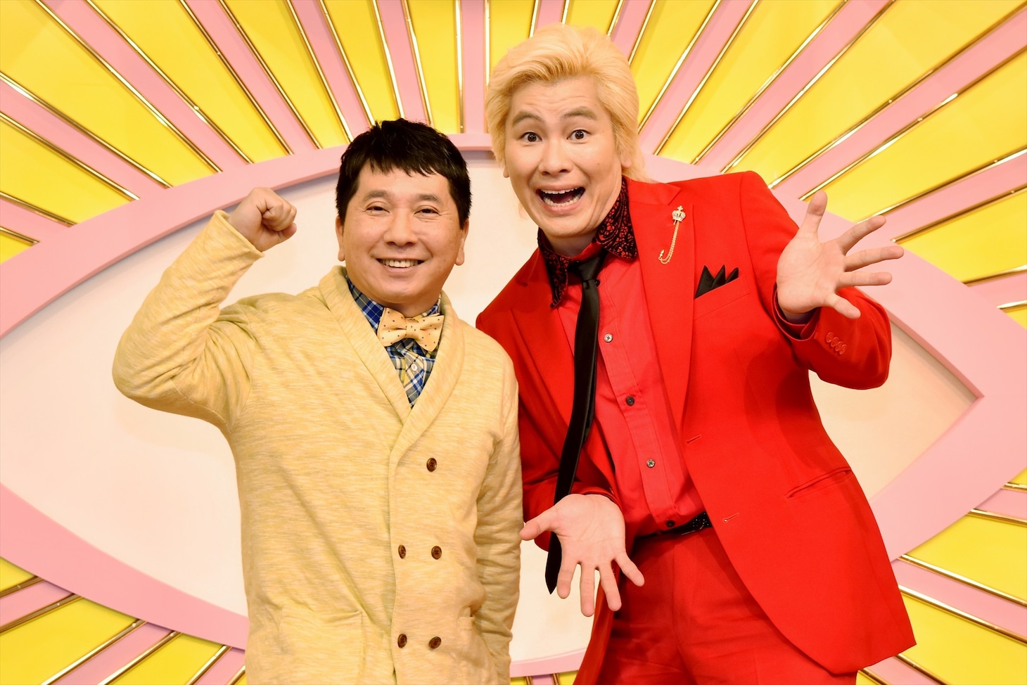 新番組「オー!!マイ神様!!」に出演する（左から）爆笑問題・田中、メイプル超合金カズレーザー。