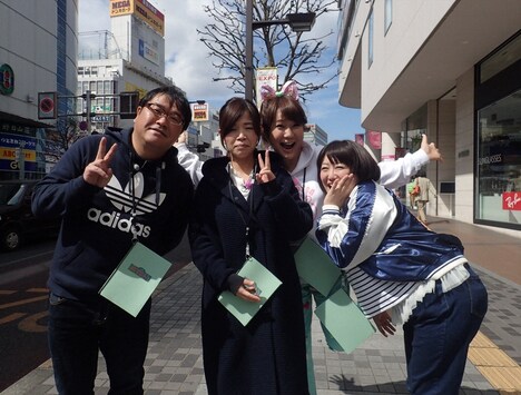 「旅ずきんちゃん」の出演者たち。(c)CBC