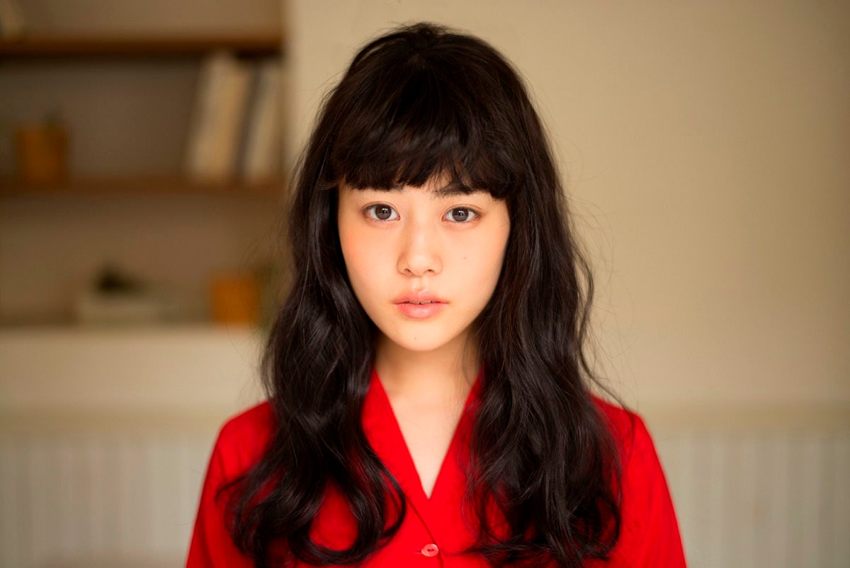 父役を演じる高畑充希。