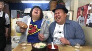 「出てくるまで帰れまへん！思ってたんと違うグルメは大丈夫なのか？」に挑戦するガリガリガリクソンとミサイルマン西代（左から）。(c)MBS