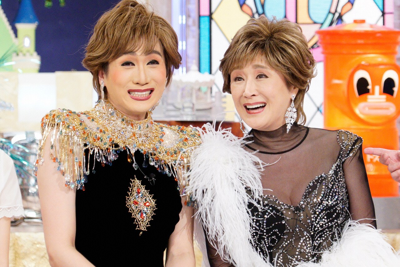 左から君島遼、小林幸子。(c)読売テレビ