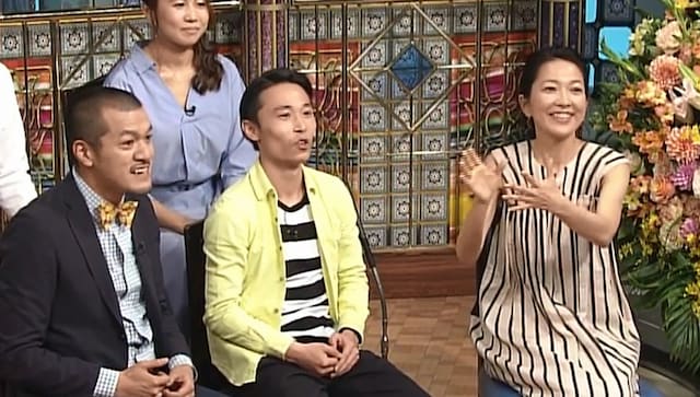 「踊る！さんま御殿!!」に出演するカミナリ（手前左から2人）。(c)日本テレビ