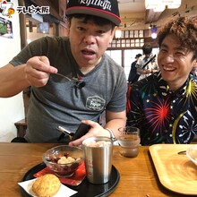 左からジミー大西、中尾明慶。